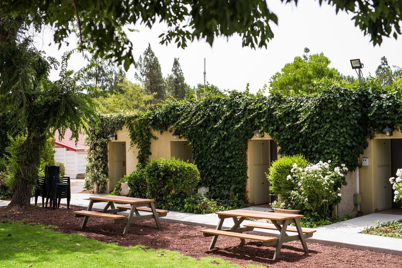Kibbutz Ortal Tourism Hotel Екстериор снимка